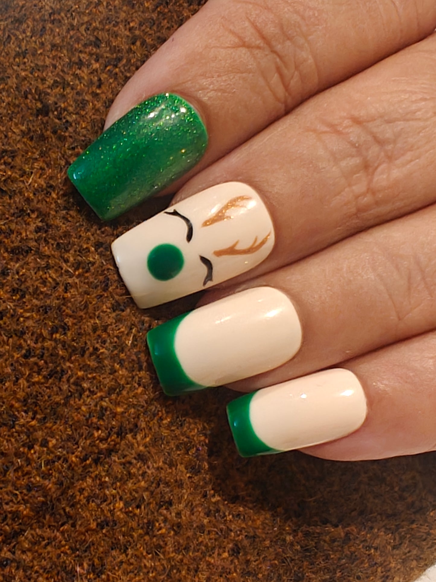Christmas Green Reindeer Cat eye/French Nails